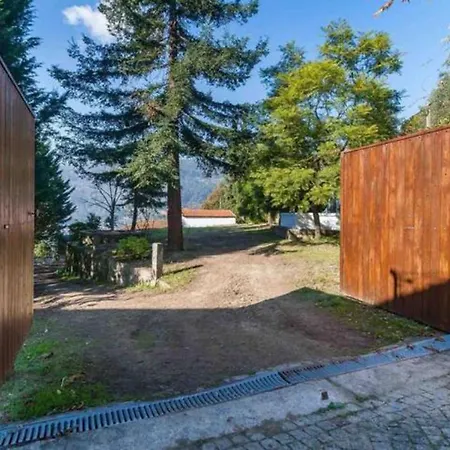 Refugio De Pedra Remoto Em ヴィラ Espadanedo